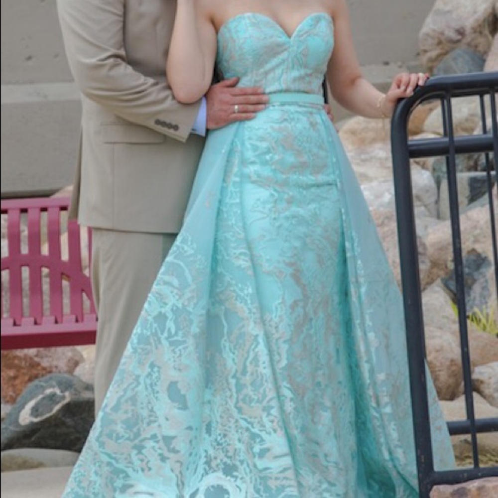 Long dress